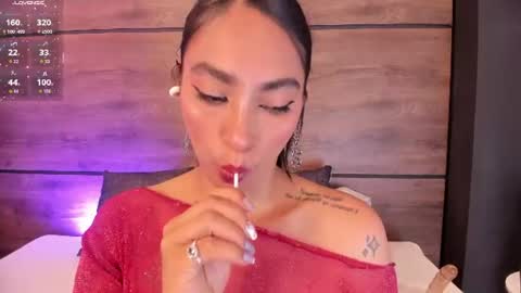 Snapshot of leamonroe__ chatting on June 17, 2026, 4:52 pm Hey Im Lea online show from June 17, 2026, 4:52 pm