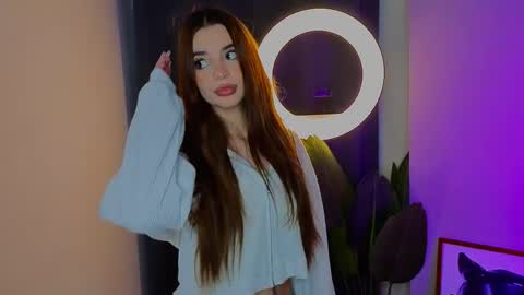 Snapshot of leandraconcatelli chatting on April 5, 2026, 7:11 pm Sophie online show from April 5, 2026, 7:11 pm