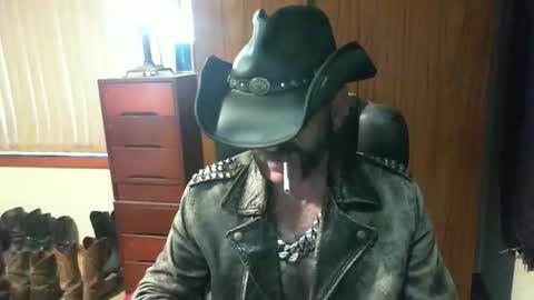leathergreaser online show from May 13, 2026, 8:49 pm
