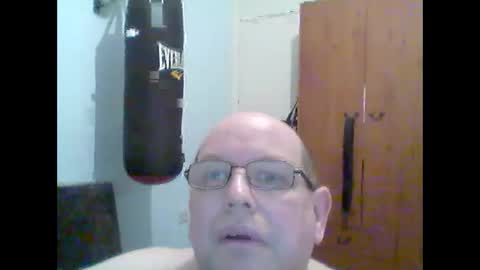 Snapshot of leatherpants68 chatting on December 14, 2024, 7:57 pm leatherpants68 online show from December 14, 2024, 7:57 pm