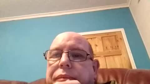 leatherpants68 online show from January 10, 2026, 4:20 pm