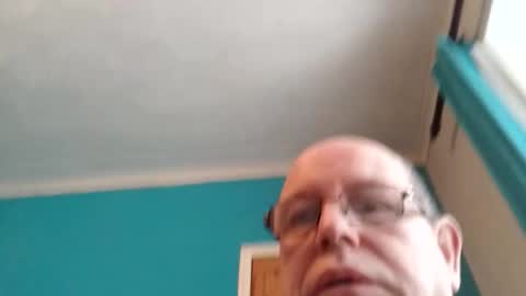 Snapshot of leatherpants68 chatting on February 1, 2026, 11:42 am leatherpants68 online show from February 1, 2026, 11:42 am