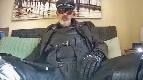 master or sir online show from March 11, 2025, 10:18 am