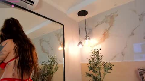    online show from November 18, 2025, 11:15 pm