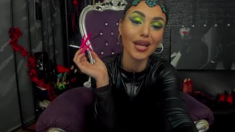 Snapshot of leavonnouire chatting on January 13, 2025, 3:23 am Lea online show from January 13, 2025, 3:23 am