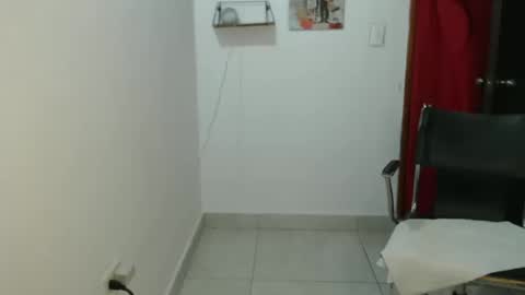 My love online show from October 17, 2025, 9:39 pm