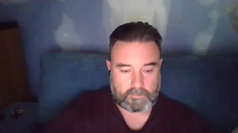 lecheare28 online show from April 8, 2026, 5:24 pm