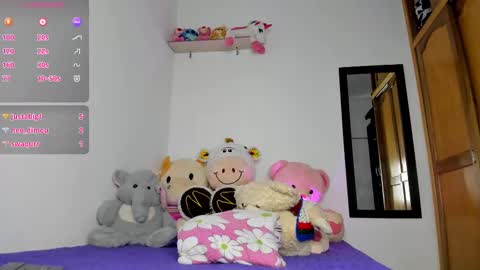 Ashley online show from March 11, 2025, 4:51 pm