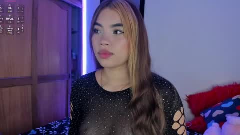 Ashley online show from May 14, 2026, 2:40 am