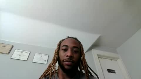 leektown12 online show from November 4, 2025, 9:14 pm