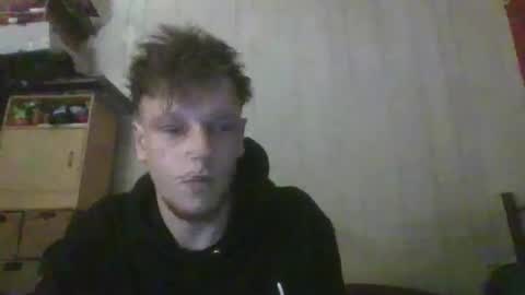 Snapshot of leemanz12 chatting on December 31, 2024, 10:26 am leemanz12 online show from December 31, 2024, 10:26 am