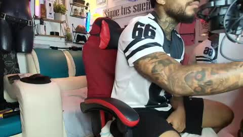 leenar_key online show from April 29, 2026, 1:15 pm