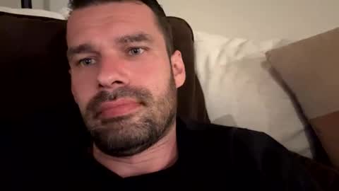 Snapshot of leexxx_69 chatting on October 25, 2025, 2:19 am leexxx_69 online show from October 25, 2025, 2:19 am