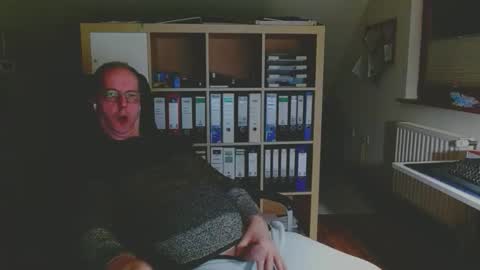 Snapshot of lefti27 chatting on March 1, 2026, 9:06 pm Dave online show from March 1, 2026, 9:06 pm