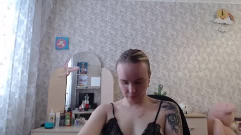 leggywily25 online show from March 5, 2025, 11:17 am