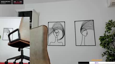 Elle  online show from February 28, 2025, 1:25 pm