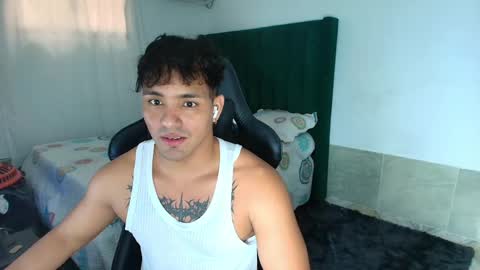 Snapshot of lei_77 chatting on April 23, 2026, 8:44 pm Lei online show from April 23, 2026, 8:44 pm