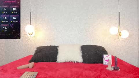 LEIGH ANGELS online show from October 23, 2025, 11:14 pm