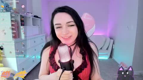 Snapshot of leighlalove chatting on October 13, 2025, 8:31 pm Leighla online show from October 13, 2025, 8:31 pm