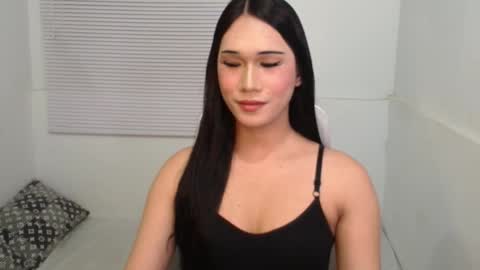 leighs_celine online show from February 20, 2026, 4:51 pm