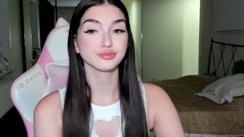 Leila online show from December 3, 2024, 3:44 pm