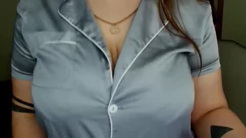 Snapshot of leila_beayte_ chatting on March 13, 2026, 5:25 am Leila online show from March 13, 2026, 5:25 am