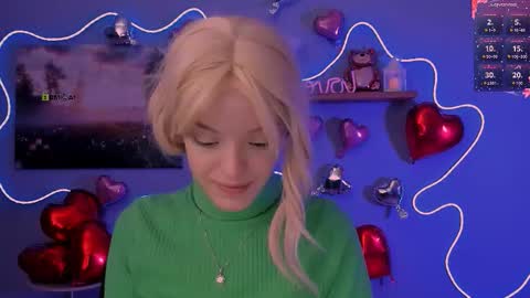 Snapshot of leila_viper_ chatting on February 15, 2026, 8:16 pm leila_viper_ online show from February 15, 2026, 8:16 pm