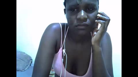 leilacuty13 online show from October 3, 2025, 6:49 pm