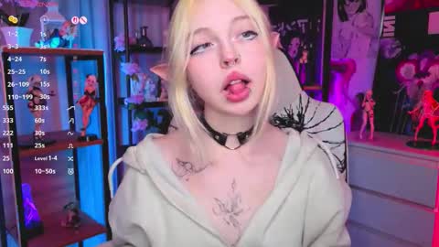 Leila online show from November 1, 2025, 4:42 pm