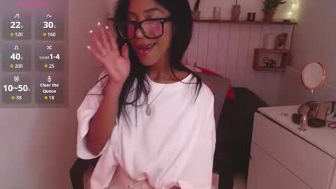 Snapshot of leilaebony_ chatting on September 13, 2025, 1:44 pm leilaebony_ online show from September 13, 2025, 1:44 pm