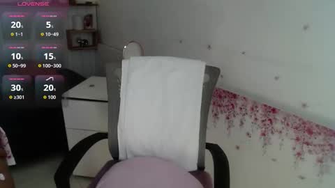 Snapshot of leilaebony_ chatting on September 19, 2025, 12:39 pm leilaebony_ online show from September 19, 2025, 12:39 pm