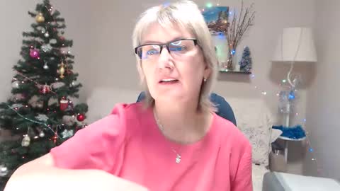 Snapshot of leilamays chatting on January 8, 2026, 5:10 am Leila Kinky online show from January 8, 2026, 5:10 am