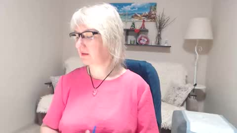 Snapshot of leilamays chatting on May 6, 2026, 2:51 am Leila Kinky online show from May 6, 2026, 2:51 am