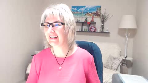 Snapshot of leilamays chatting on May 11, 2026, 3:45 am Leila Kinky online show from May 11, 2026, 3:45 am