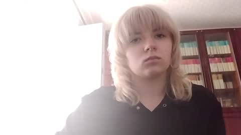 Lily online show from June 27, 2026, 12:22 pm