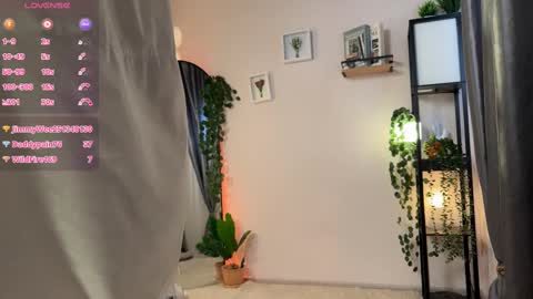 Lela online show from March 6, 2025, 1:05 am