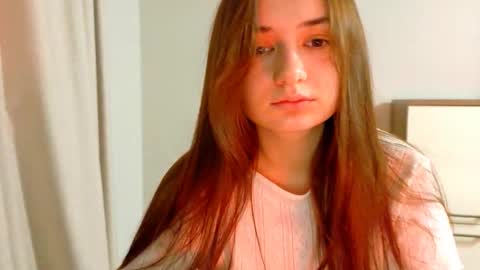 Lelia online show from October 26, 2025, 11:53 pm