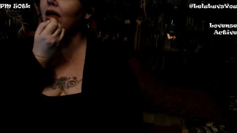 Snapshot of leluluvsyou chatting on January 4, 2025, 5:27 am Lelu Fallas online show from January 4, 2025, 5:27 am