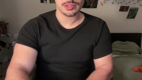 Snapshot of lemon_squeezerr chatting on November 7, 2025, 2:39 pm lemon_squeezerr online show from November 7, 2025, 2:39 pm