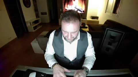 Ange online show from January 11, 2025, 8:43 pm