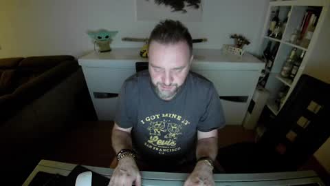 Ange online show from February 1, 2025, 1:12 am