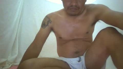 Snapshot of len0n_ chatting on October 7, 2025, 3:58 am Lenon online show from October 7, 2025, 3:58 am