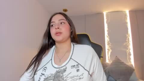 Snapshot of lena_jhons chatting on December 2, 2025, 8:15 pm lena_jhons online show from December 2, 2025, 8:15 pm