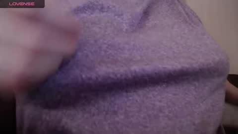 lenagolden online show from March 29, 2026, 5:40 am