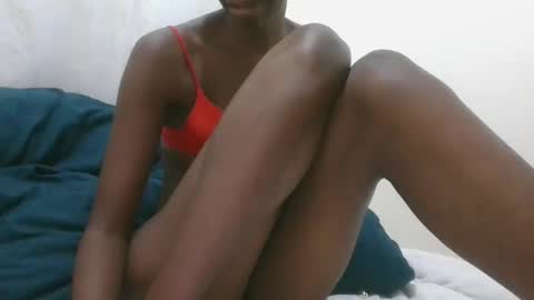 Snapshot of lenah6 chatting on November 3, 2025, 10:10 pm lenah6 online show from November 3, 2025, 10:10 pm