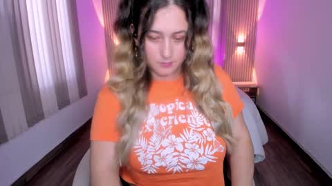 Snapshot of lenah_smith chatting on March 1, 2025, 2:23 pm LENAH online show from March 1, 2025, 2:23 pm