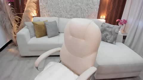 Snapshot of lenah_smith chatting on September 29, 2025, 11:26 am LENAH online show from September 29, 2025, 11:26 am