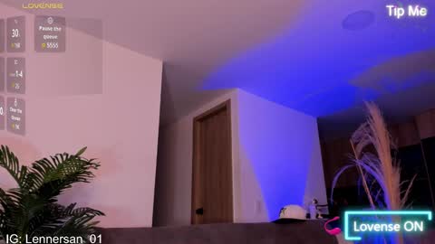 Snapshot of lennercollins_ chatting on March 7, 2025, 5:18 am Lenner INDEPENDENT MODEL online show from March 7, 2025, 5:18 am