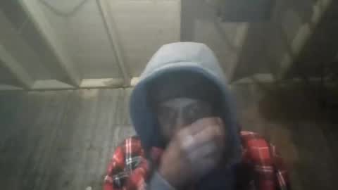 leo199984 online show from February 17, 2025, 2:42 am