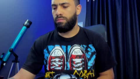 Leo  Diaz online show from January 10, 2025, 4:54 am